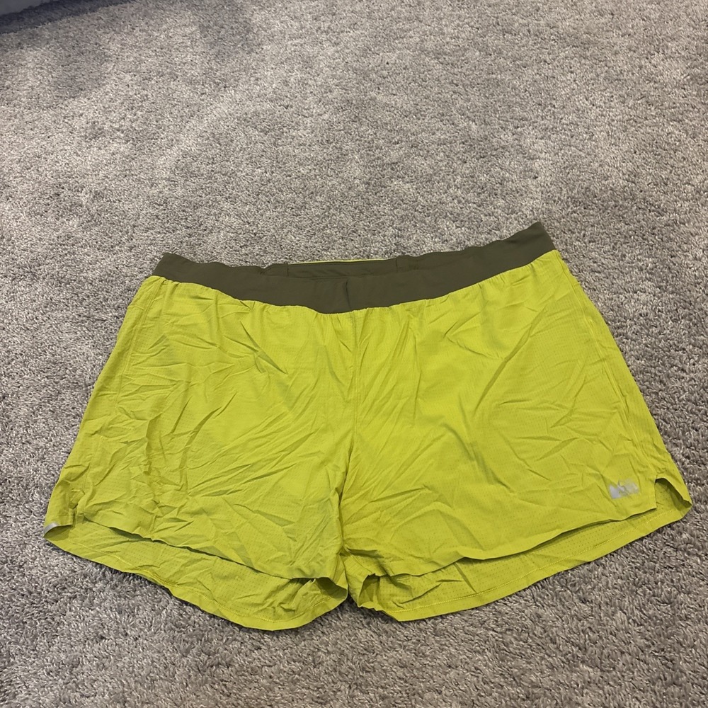 REI Men's Size 3XL Neon Yellow Lined 5" Inseam Swiftland Running Shorts Stretch